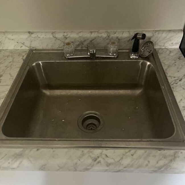 Building Photo - 3233 W 50th St