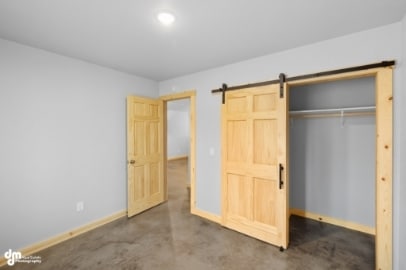 Building Photo - 37130 Open Gate Ct