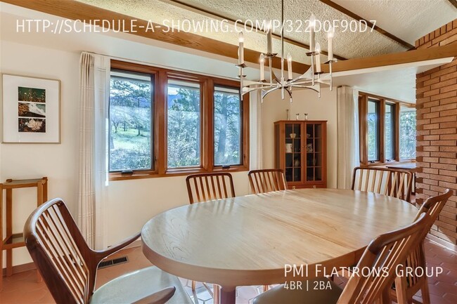 Building Photo - 2440 Kohler Dr