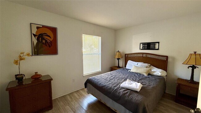 Building Photo - 2710 Club Cortile Cir