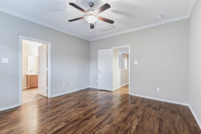 Building Photo - 24558 Folkstone Cir