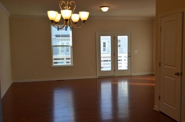 Building Photo - 2230 Chattering Lory Ln