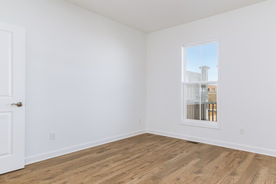 Building Photo - 3026 Deptford St