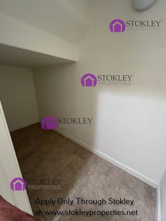 Building Photo - 238 Ladybug Ln