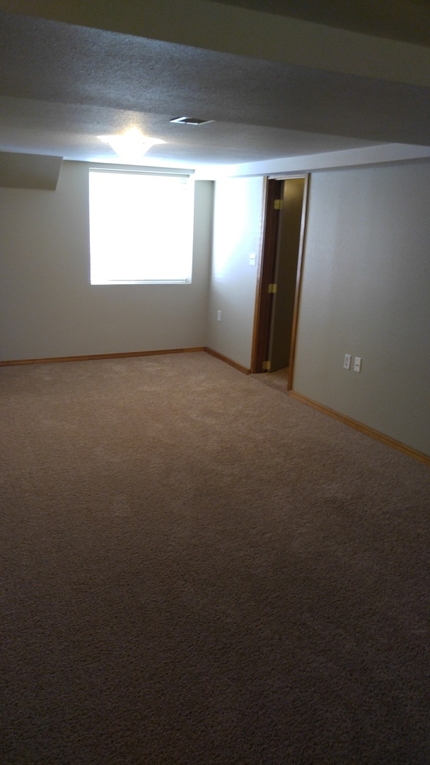 Building Photo - Available soon!! Newly Renovated Shadle Di...