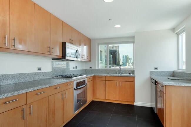 Building Photo - Stunning East Village 2 Bedroom at Nexus! Expansive Balcony! Pet Ok!