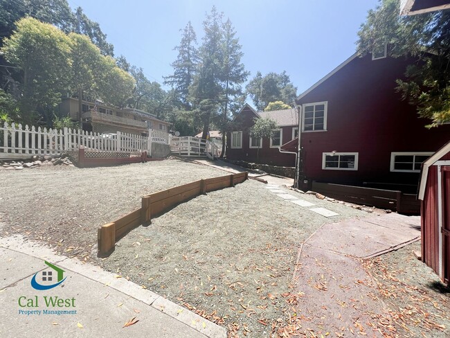 Building Photo - $3,395 - Beautiful 3 BD/1.5 BA Home in Old...