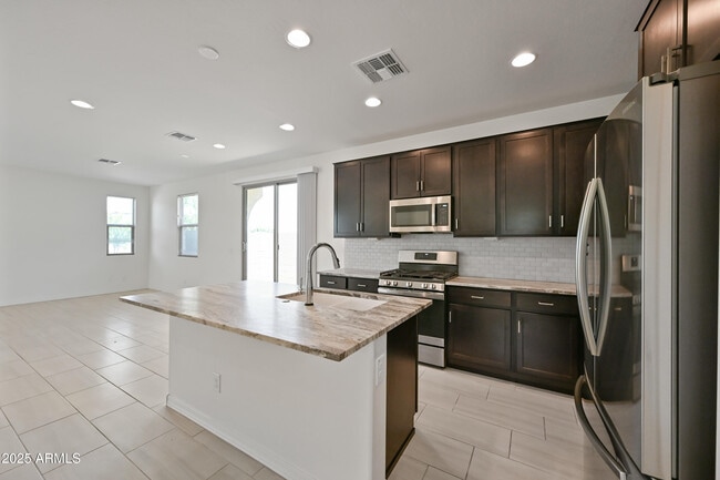 Building Photo - 4035 S 58th Ln