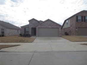Building Photo - 4633 Benham Dr