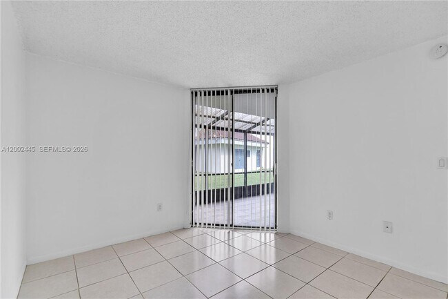 Building Photo - 8255 SW 152nd Ave