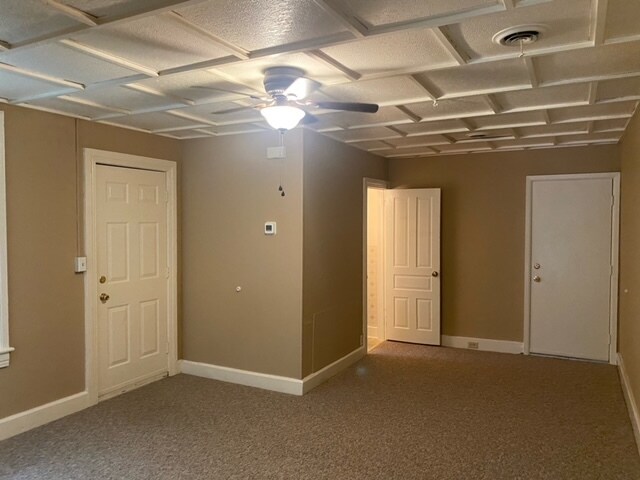 Building Photo - 822 E Prospect St