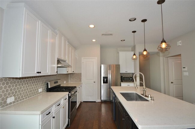 Building Photo - 26322 Stonedale View Dr