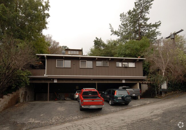 Primary Photo - 4050 Fairway Ave