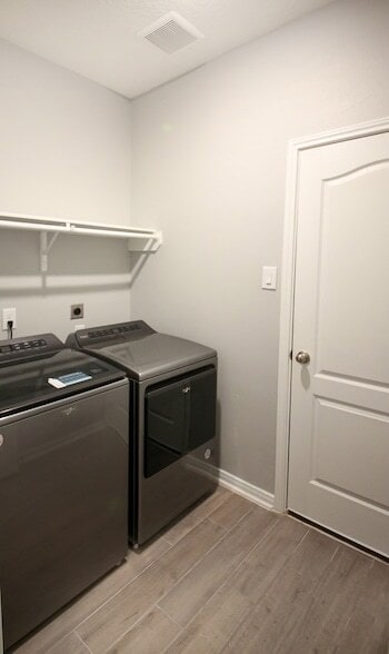 Building Photo - 9406 Castillo Ct