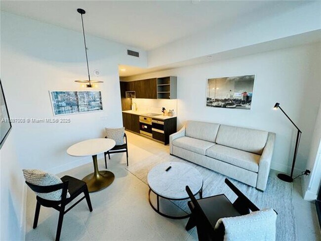 Building Photo - 159 NE 6th St