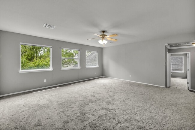 Building Photo - Welcome to this gorgeous home in the highly desirable Eddington Place neighborhood!