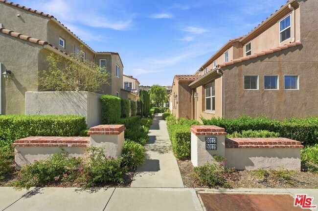 Building Photo - 20115 Pienza Ln