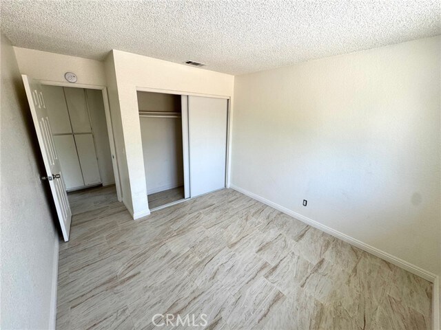 Building Photo - 16214 Juniper St