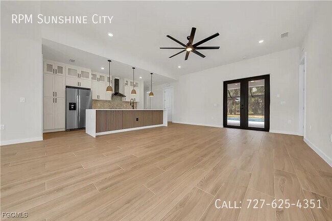 Building Photo - 2719 2nd St NW