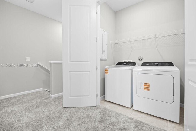 Building Photo - 2880 SE Federal Hwy