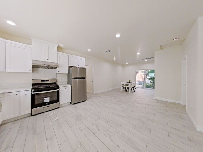 Building Photo - NEW CONSTRUCTION: Modern ADU with Private Entrance!