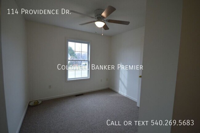Building Photo - 114 Providence Dr