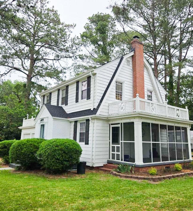 Building Photo - 4101 Pendleton Rd