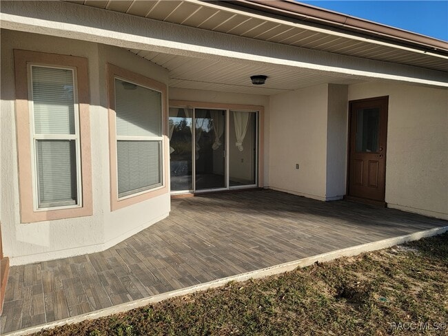 Building Photo - 2122 SW 153rd Loop