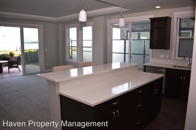 Building Photo - 1 br, 2 bath House - 5105 Grand Loop #109