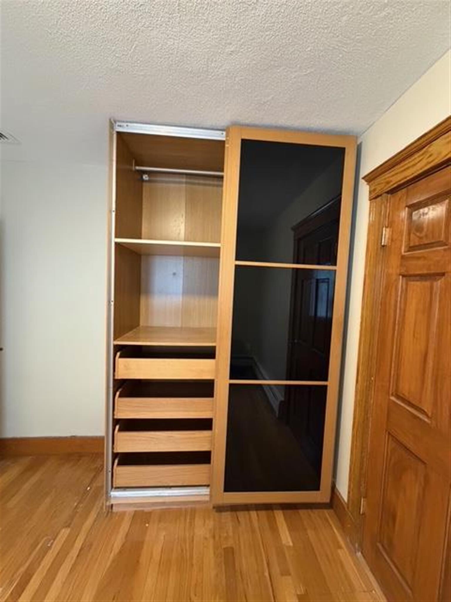 Building Photo - 33 Lafayette St