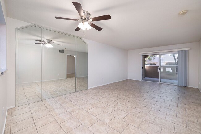 Building Photo - Gated First Floow Summerlin Condo - 2 Bedrooms 2 Bath