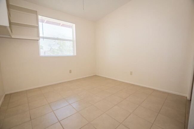 Building Photo - Updated and Charming 3 Bedroom, 2 Bath Hom...