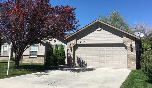 Building Photo - Adorable 3 bd 2 ba home in Vallievue Heigh...