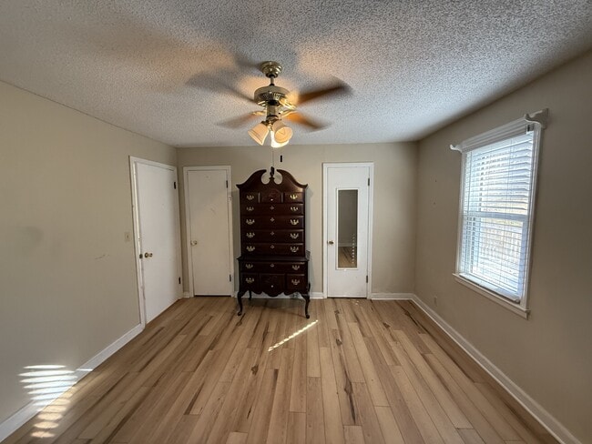 Building Photo - 130 Bobby Rash Rd