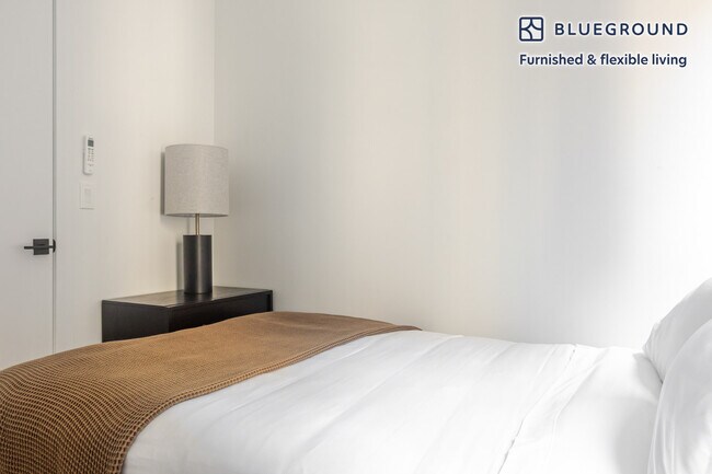 Building Photo - 103 Mosco St