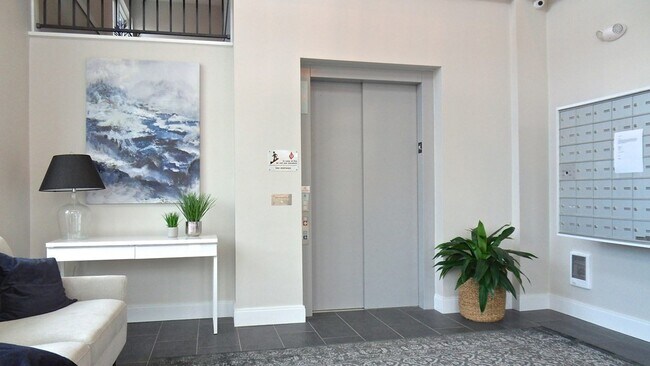 Building Photo - 76 Stonley Rd