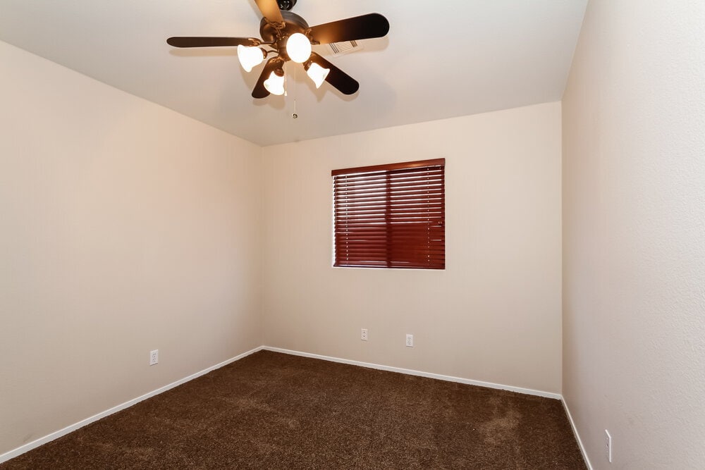 Building Photo - 8904 Dolente Ave