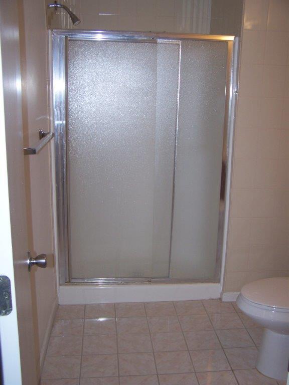 Master Bathroom enclosed shower - 151 Brookland Ter