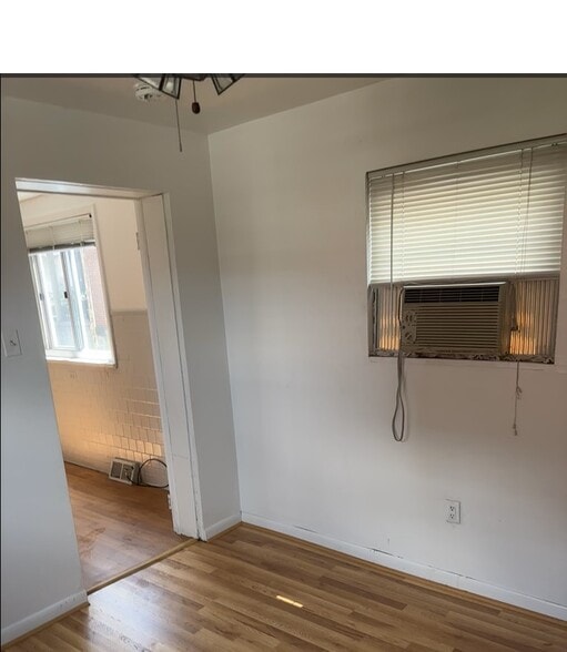 Apt 1B Bedroom view 2 - 3435 Dawson St