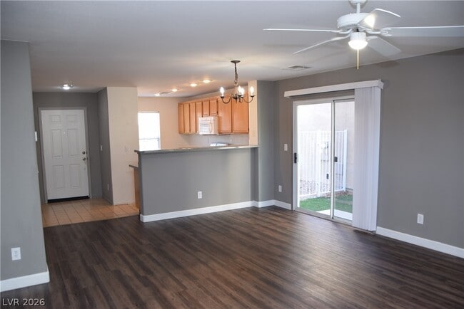 Building Photo - 8815 First Lady Ave
