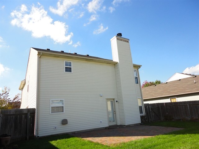 Building Photo - 15318 Ten Point Dr