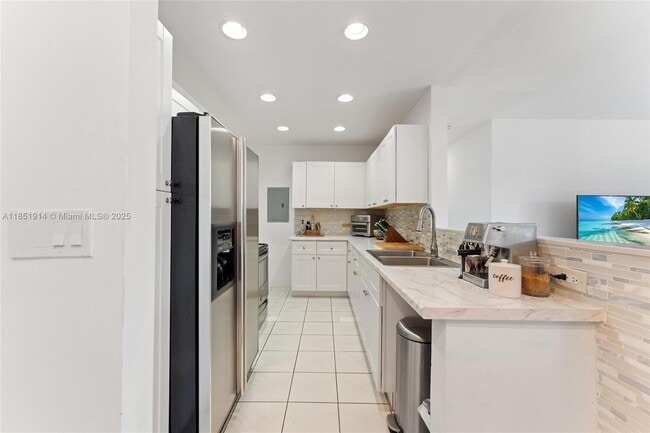 Building Photo - 1111 NE 211th Terrace