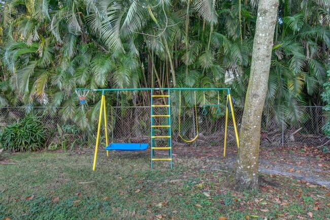 Building Photo - 13302 Doubletree Cir