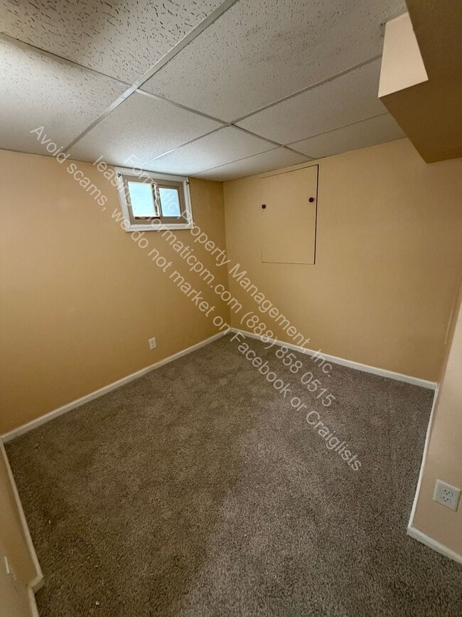 Building Photo - 2246 S Corona St