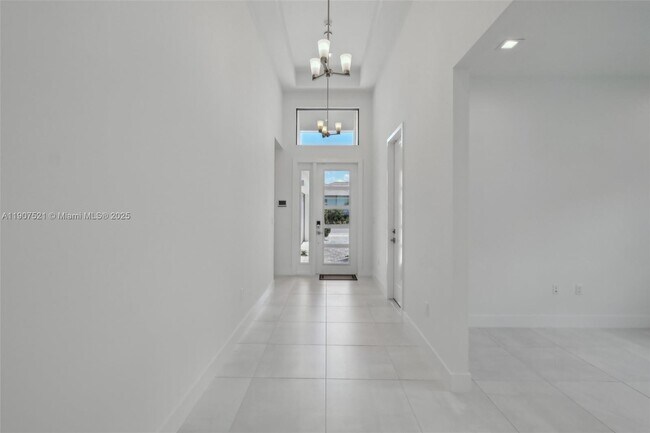 Building Photo - 13131 Feathering Wy