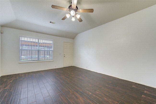 Building Photo - 14027 Coveney Dr