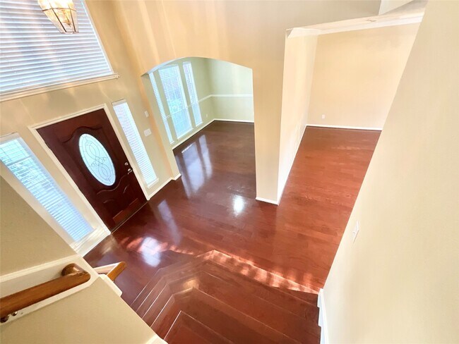 Building Photo - 17607 W Copper Lakes Dr