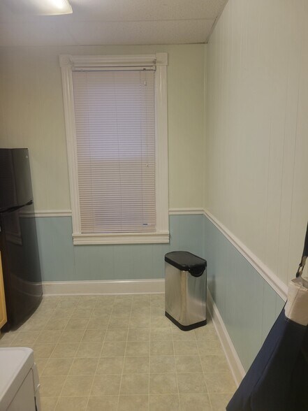 Building Photo - 432 S Chester Pike