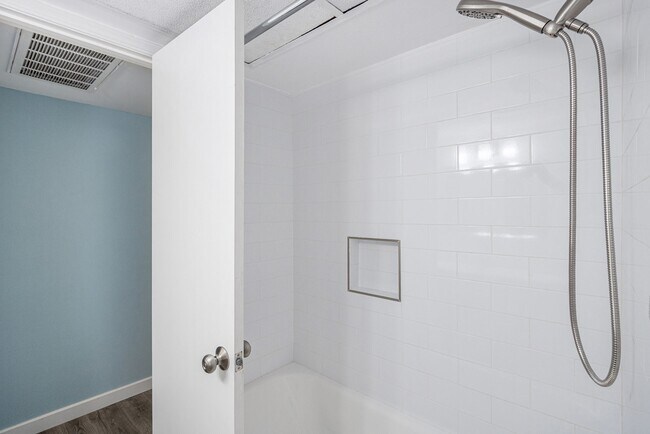 Building Photo - 4633 Wild Indigo St