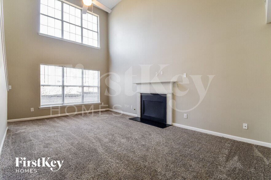 Building Photo - 1429 Gates Cir SE